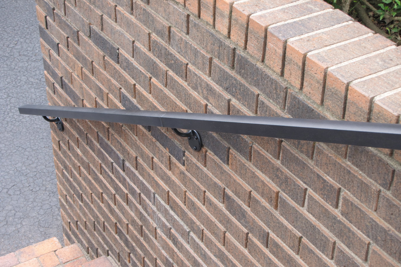 Brick wall installation